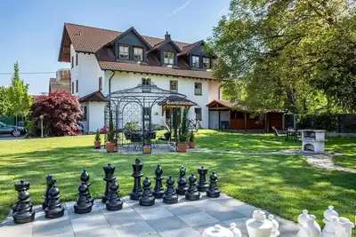 Image de Cosy Vacation Apartment 7 on \"Trostelhof\" with Private Terrace
