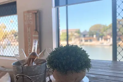 Image de Mooloolaba Waterfront - 'La Villa De La Baie'