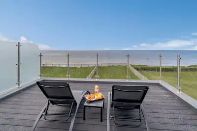 Image de 3 bedroom accommodation in Reighton Gap, near Filey