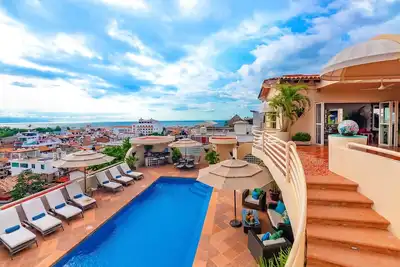 Image de Spectacular luxury house hillside historic zone, stunning views full staff incl.