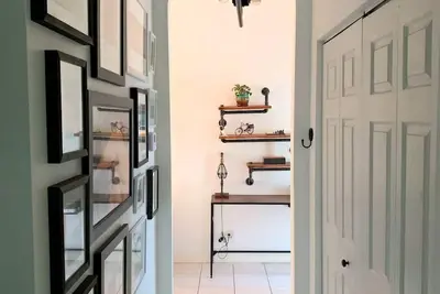 Image de Family Home in Equestrian Area