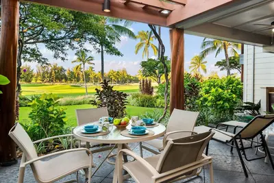 Bbq Grill on the lanai. Waikoloa Beach Villas H1