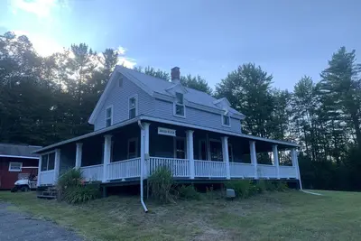 Image de Briar Patch- the perfect house on a hill