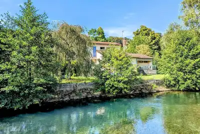 Image de Maison avec piscine chauffée, tennis gratuit, 5 chambres en bord de rivière - Haironville, France