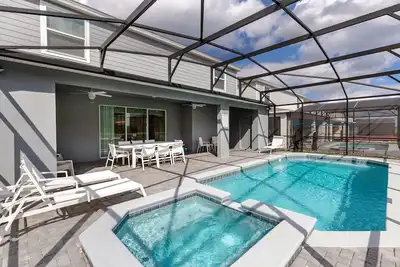 Image de Windsor Island Luxury | Home in Windsor Island Resort, Private Pool, Arcade