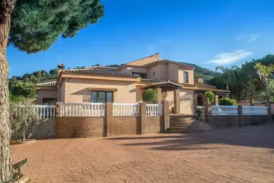Image de Villa Conmigo fully staffed & catered villa with pool, gym, sauna and hot tub