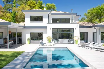 Image de Villa Oasis Climatisée avec Piscine chauffée à Hossegor