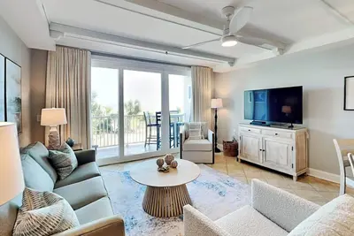 Image de Ocean Song 312 | Oceanfront, Resort Style!