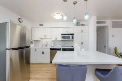 Image de Dayo Condo #10 -Old Town Scottsdale-Walk to all! One month minimum