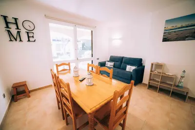 Image de Apartment just renovated 1 min from the beach
