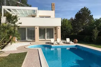 Image de Belle villa moderne à Albarella par Beahost