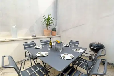Image de A proximité du village, jolie maison avec étage