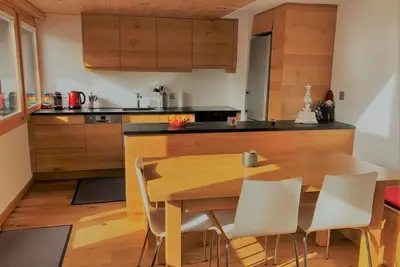 Image de Extérieur : appartement duplex de 3 pièces avec balcon orienté sud, pour 4 personnes - Intérieur : 7