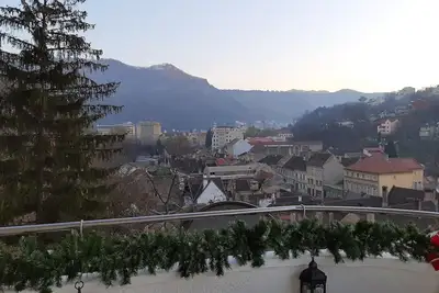 Image de Vila este destinația ideala pentru relaxare. Locația Centrul Vechi Brasov