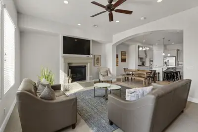 Image de Private Hot Tub & Ev Charger