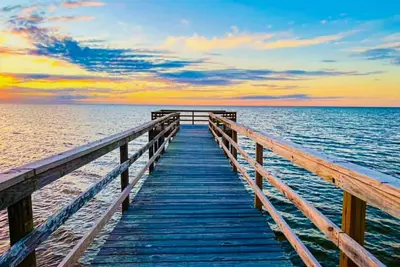 Image de Waterfront, dog-friendly home with private pool, hot tub, pier & beach