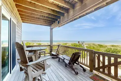 Image de Oceanfront Condo w/Free WiFi, Central Ac, Ocean View, Private W/D, & Shared Pool