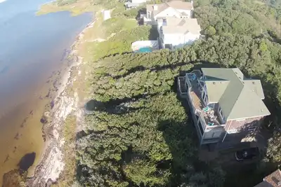 Image de 5br Secluded Soundfront Oasis, Hot Tub, Private Beach