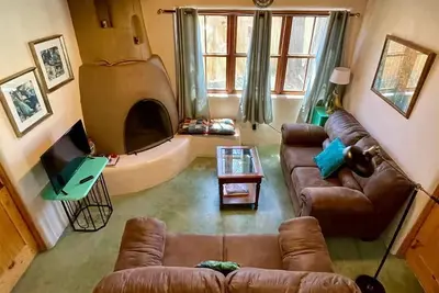 Image de Property In The Heart Of Taos. Walking distance to the Plaza, side-walks.