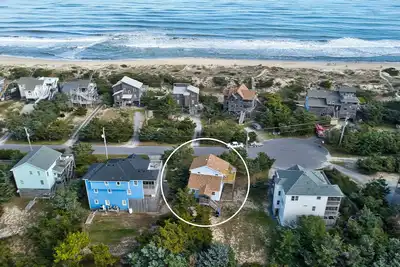 Image de 4 bedroom house w/ shared pool, Ac, ocean view, WiFi