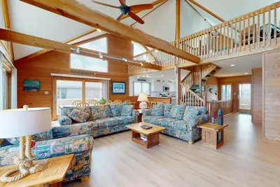 Image de Oceanfront 4 bedroom house w/ Ac, ocean view, WiFi, private W/D