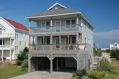 Image de Dog-friendly home with private pool, hot tub, fast WiFi & Ac