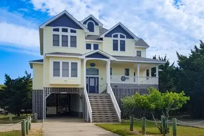 Image de Charming home with private pool, hot tub, tropical bar, Ac & washer/dryer