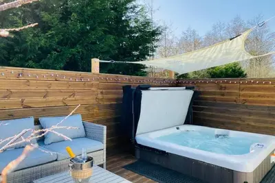 Image de Woodys Retreat, Hot Tub Holiday Home, Felmoor Park (dog friendly)