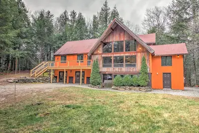 Image de Lovely Home with a Sauna. Minutes to Stratton, Bromley and Magic!