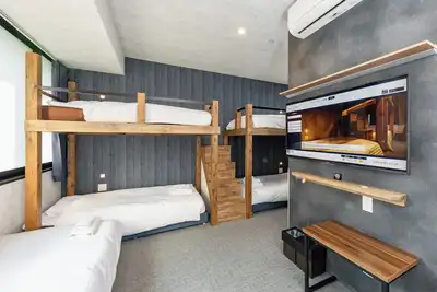 Image de WellStay Namba 5person room - Wellstay Namba 9f 5 people room / Osaka Ōsaka