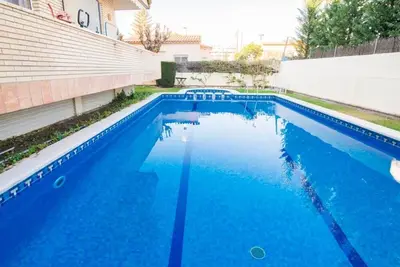 Image de Sunny apartment 3 blocks to the beach