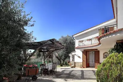 Image de Merveilleuse maison de vacances privée avec Wifi, piscine privée, climatisation, Tv, terrasse