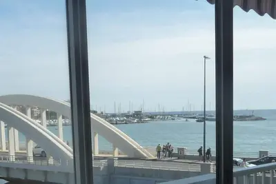 Image de Appartement T2 climatisé et garage vue mer proche centre ville