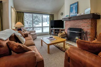 Image de Rock Pond Condo 32 - Large ski in ski out condo for the whole family