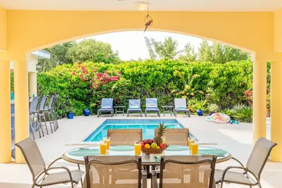 Image de Perroquet | Family Villa near Leeward Beach