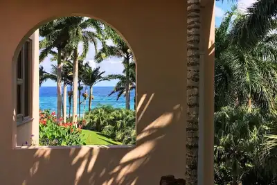 Image de Private seaside villa with pool