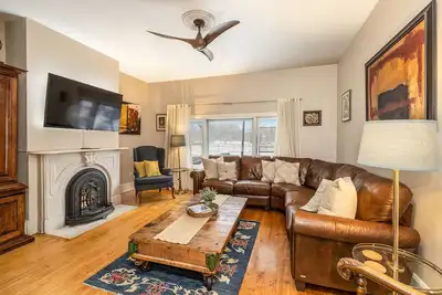 Image de Brady St. Inn and Gallery