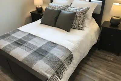 Private 1 Bdrm Cottage