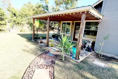 Image de Outdoor Lovers Paradise Near the River