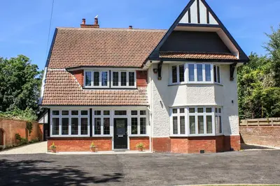 Image de Greenlawns, pet friendly, luxury holiday cottage in Burnham-On-Sea