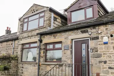 Image de Little Barn, family friendly, with hot tub in Haworth