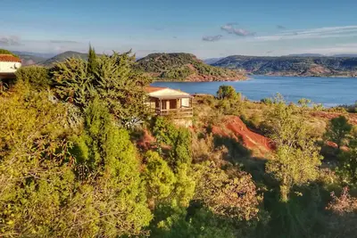 Image de Lac du Salagou : gîte 32 m2 - vue exceptionnelle