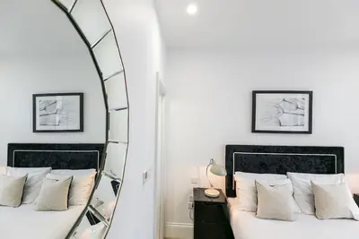 Image de Urban Chic - Shaftesbury