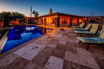 Image de Special 15% off 4 Nights! 9 Hole Mini-Golf, Infinity Pool, Spa & Waterfall!