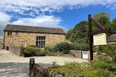 Image de The Oaks - Award Winning Barn Conversion In Hope Village Near To Castleton