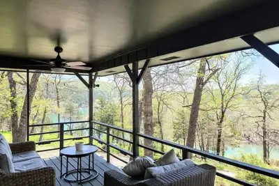Image de The Retreat at Shiloh, Private Lakefront Property