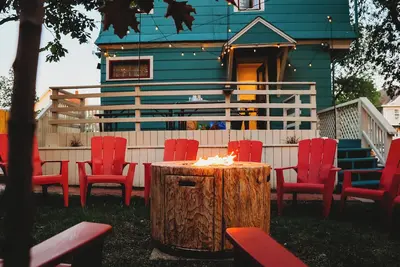Image de Stocked kitchen | Great for groups | 6 min Uber to Xcel Center and Dt St Paul