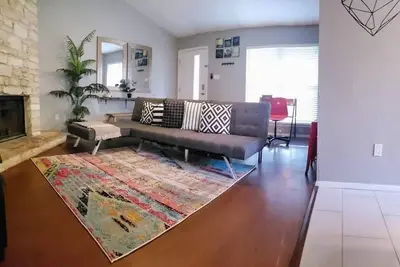 Image de North Austin Hip Duplex