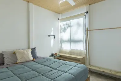 Image de No Car Needed ↬ Steps From The Sea Tropical House 2bdr