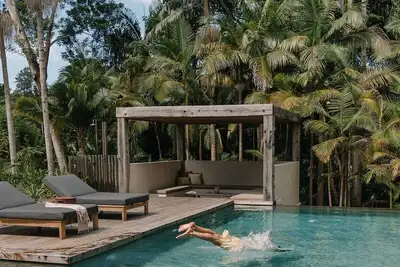 Image de Two Acres Home